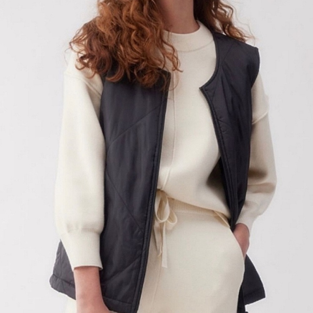 Socialite puffer vest